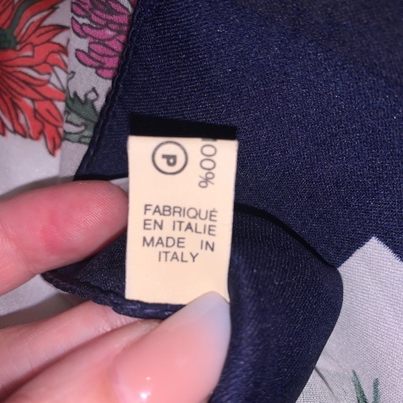 Jim Renoir Floral Sheer Contemporary 100% Polyester Made In Italy Scarf - Picture 7 of 7